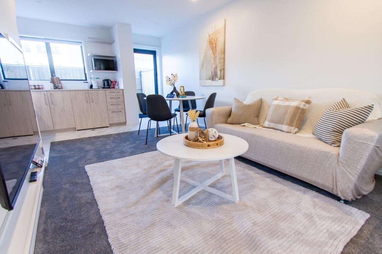 כרייסטצ'רץ' Stylish 2-Bedroom Haven Next To Hagley Park מראה חיצוני תמונה