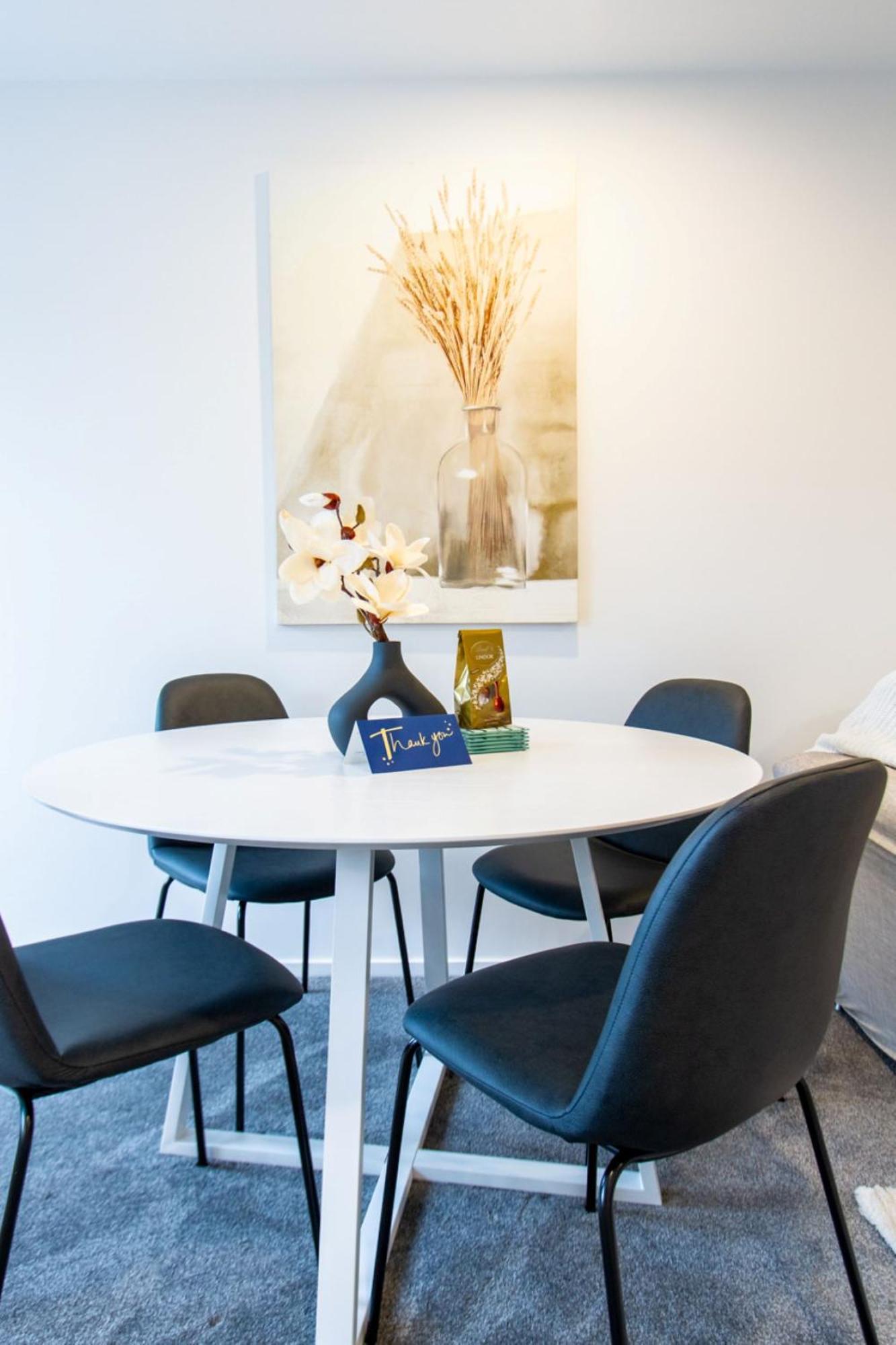 כרייסטצ'רץ' Stylish 2-Bedroom Haven Next To Hagley Park מראה חיצוני תמונה