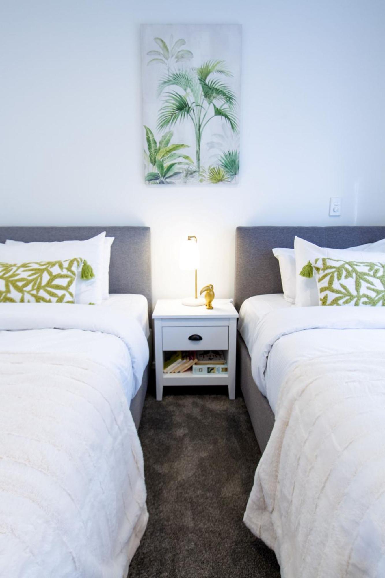 כרייסטצ'רץ' Stylish 2-Bedroom Haven Next To Hagley Park מראה חיצוני תמונה