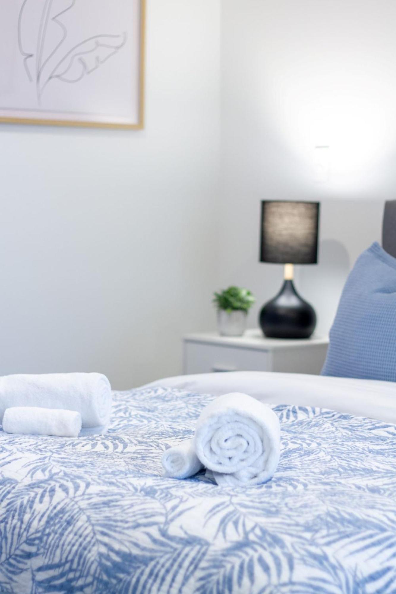 כרייסטצ'רץ' Stylish 2-Bedroom Haven Next To Hagley Park מראה חיצוני תמונה